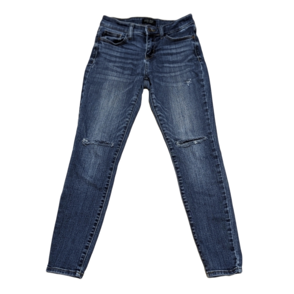 Judy Blue Mid-Rise Medium Wash Distressed Skinny Jeans 5/27